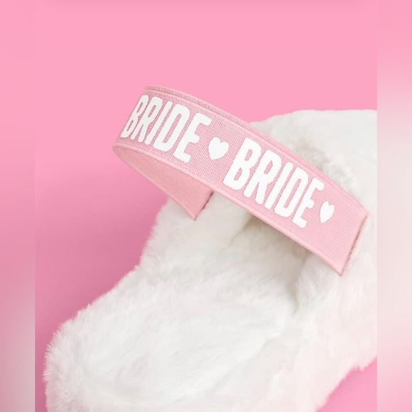 xo, Fetti Bride Strap Slippers - White Fur, Bachelorette Party, Wedding Size M/L - Picture 8 of 12